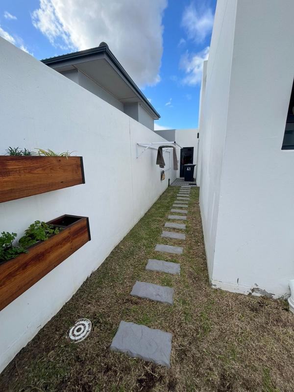 3 Bedroom Property for Sale in Sandown Western Cape